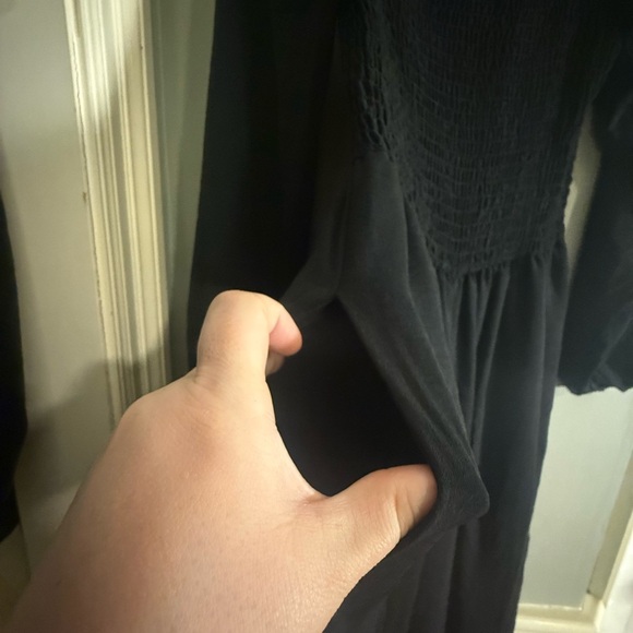 ✨ Liam & Co. Black Smocked Jumpsuit ✨
Size: Medium - Picture 2 of 8